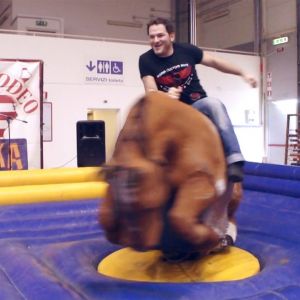 Motodays2015 12 custom cez mechanical bull